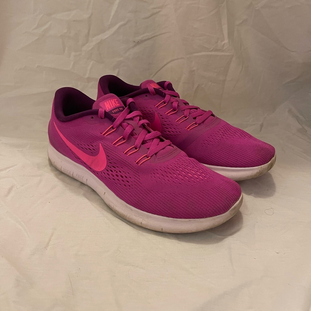 Nike Women’s Free RN “Fire Pink”